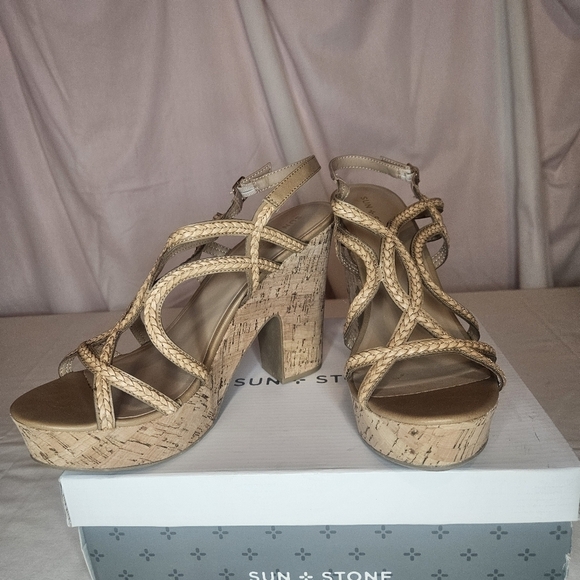 Macy's Shoes - Sun + Stone Nadiya Mediterranean Sandals Macy's Size 11 NIB Retail $60